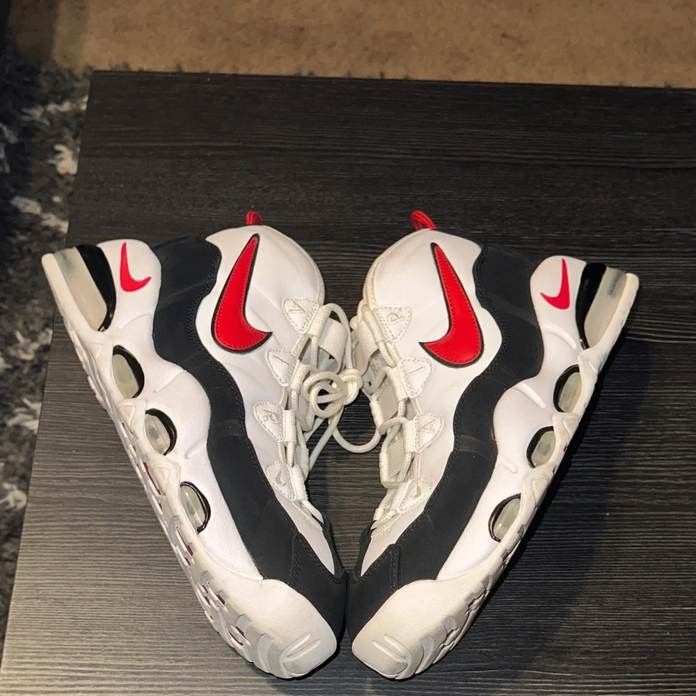 Nike Men Air Max Uptempo White and Black Sneakers with Red Details - Picture 3 of 6